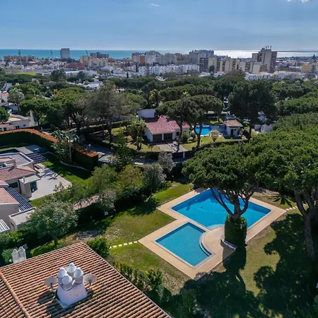 Apartment Brisa Dos Pinheiros By Interhome *